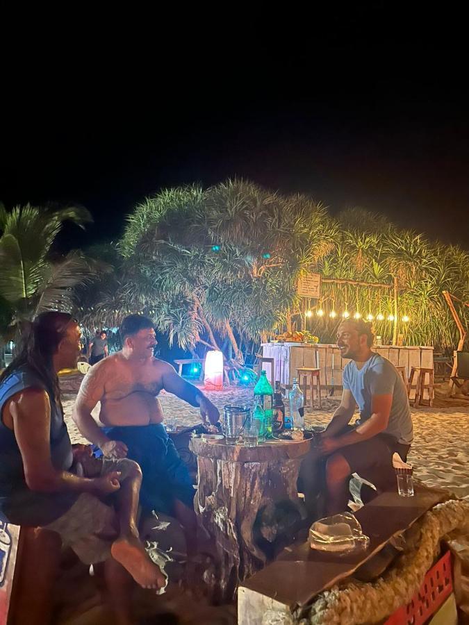 Surfing Beach Nilaveli Trikunamalaja Zewnętrze zdjęcie